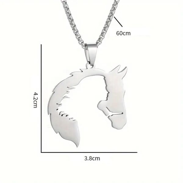 3065996 Elegante RVS Damesketting met Hanger – Uitgesneden Vrouw in Paard (60 cm)